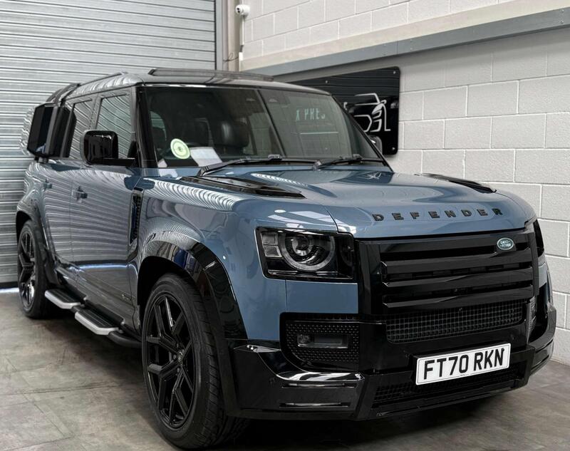 Land Rover Defender 110 main image