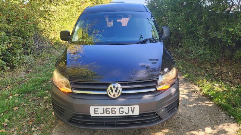 2016 Volkswagen Caddy Maxi — photo 4