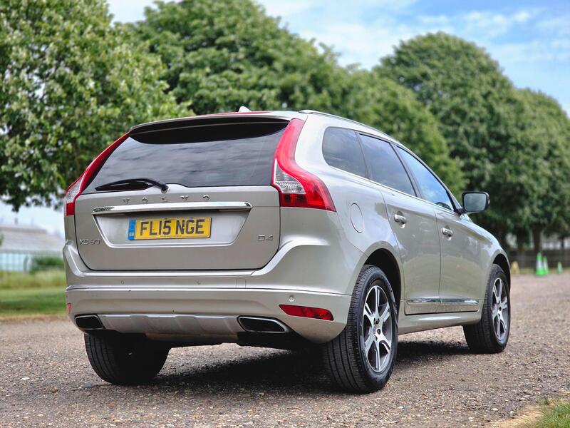 Volvo XC60 view 6