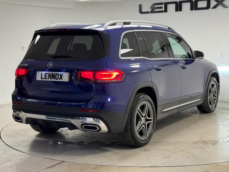 Mercedes-Benz Mercedes-Benz GLB view 6