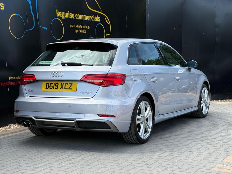 Audi A3 view 5