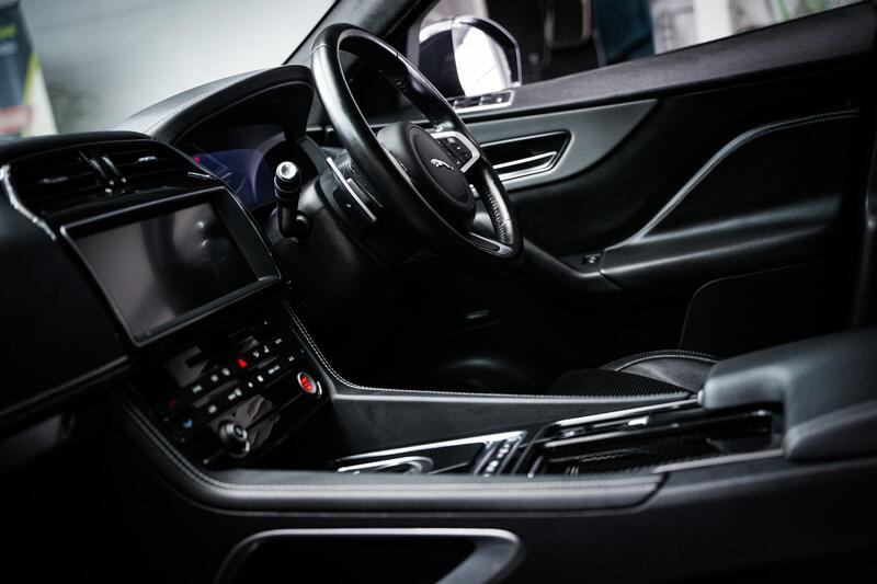 Jaguar F-Pace view 2