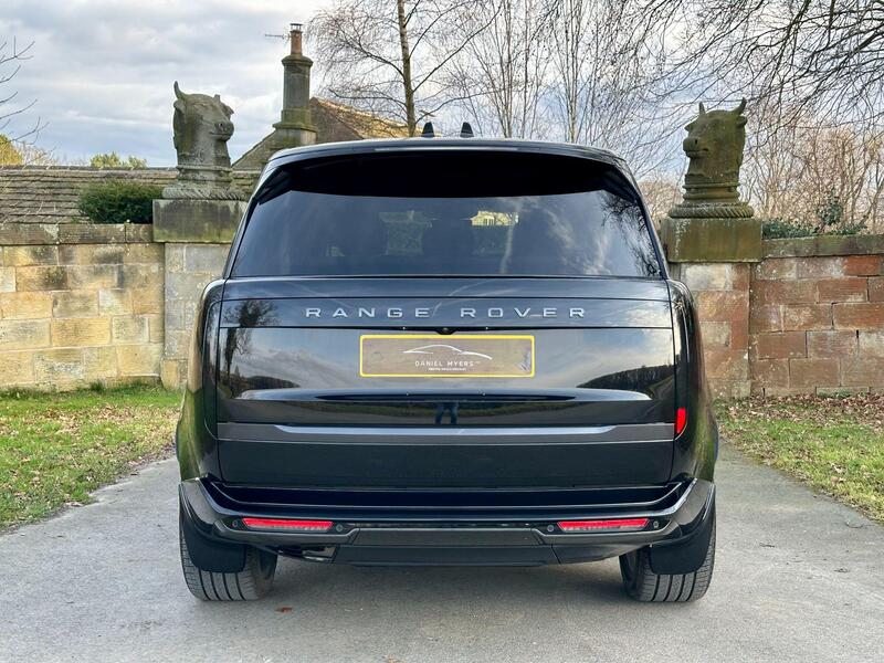 Land Rover Range Rover view 5