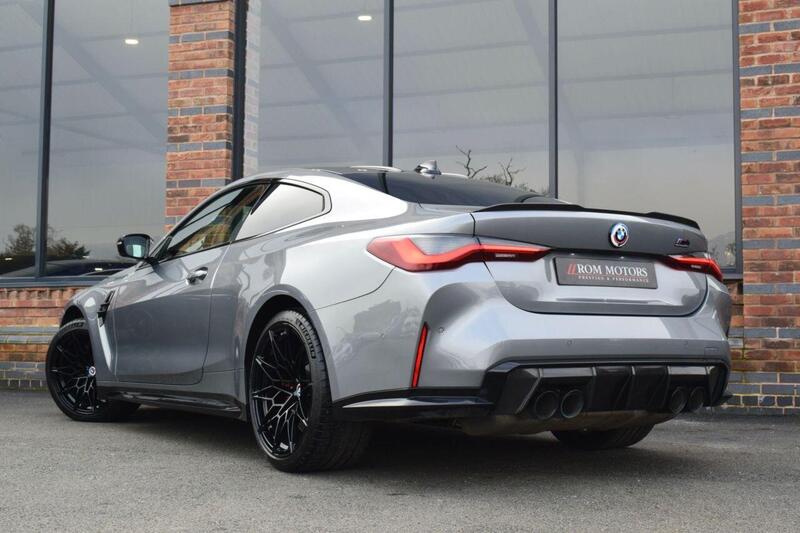 BMW M4 view 7