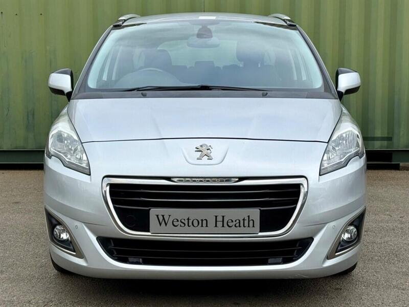 Peugeot 5008 view 6