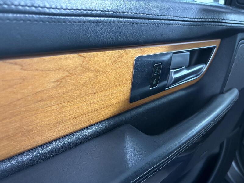 4da8e7564bfa470690590e764a17e5f5