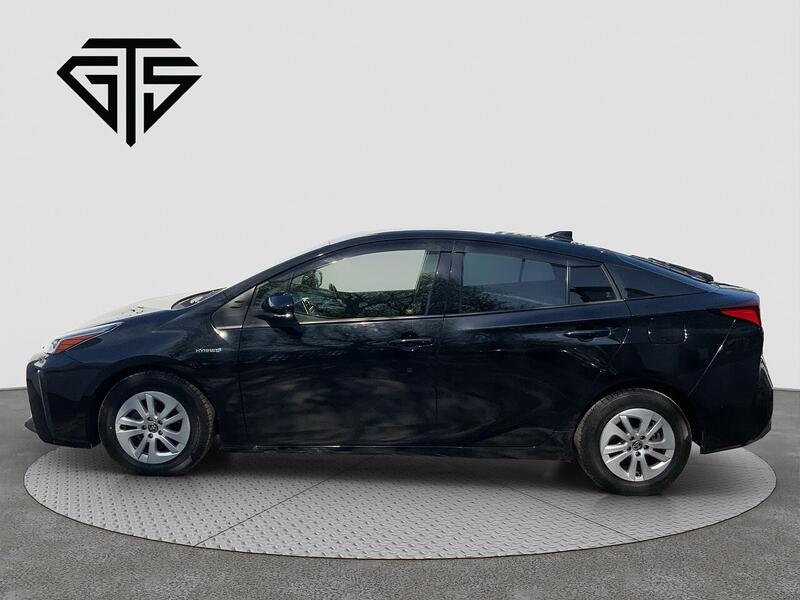 Toyota Prius view 6