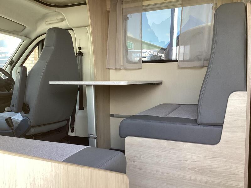 Auto-Trail Expedition C71 — image 7
