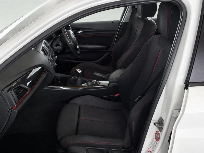 BMW 1 Series view 7