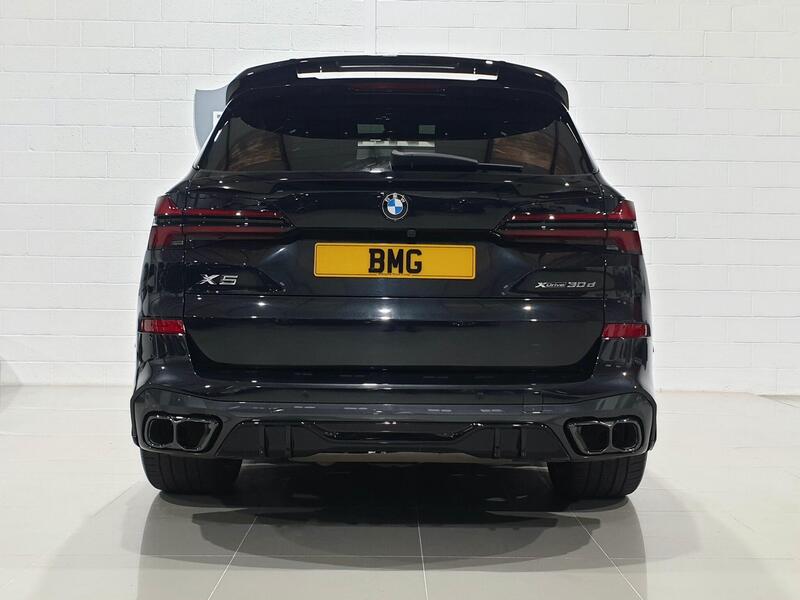 BMW X5 BMW X5 view 6