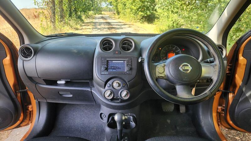 2011 Nissan Micra — photo 18