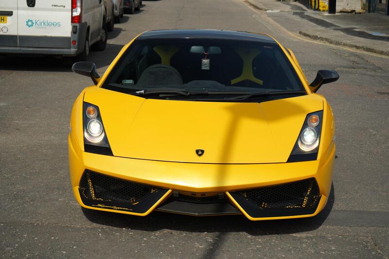 Lamborghini Gallardo view 5