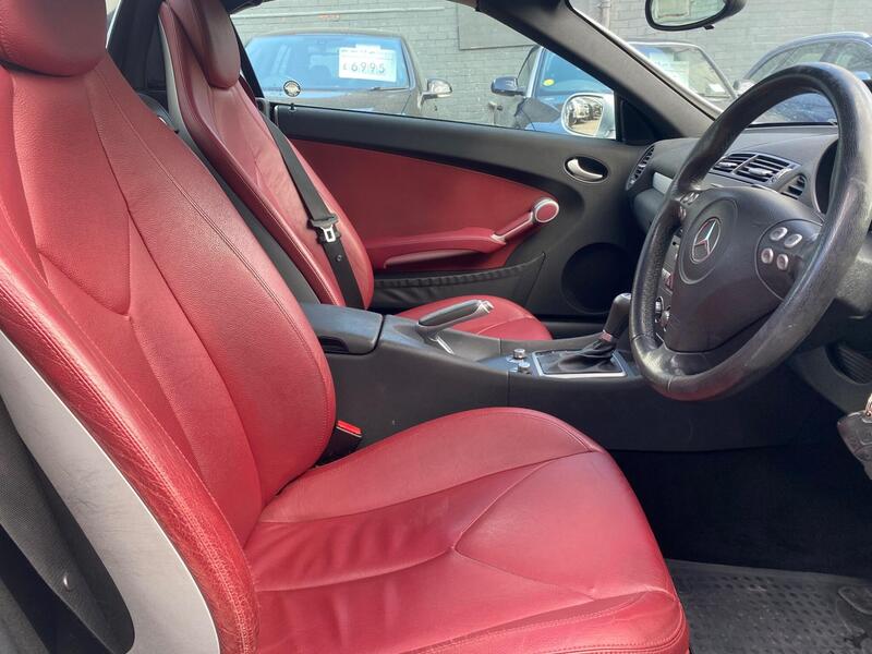 Mercedes-Benz SLK view 10