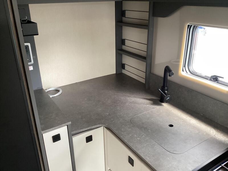 Auto-Trail F-Line F72 — image 7