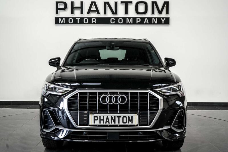 Audi Q3 view 2