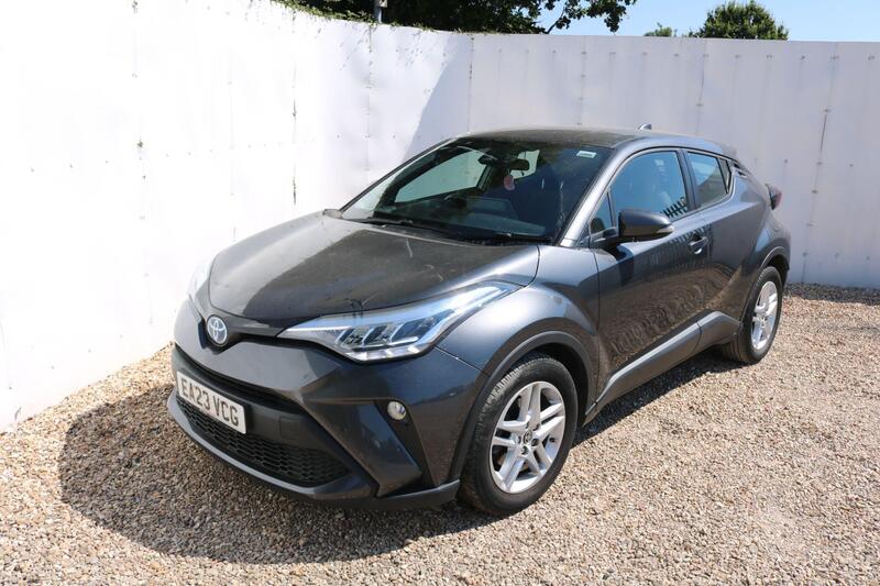 Toyota C-HR view 2