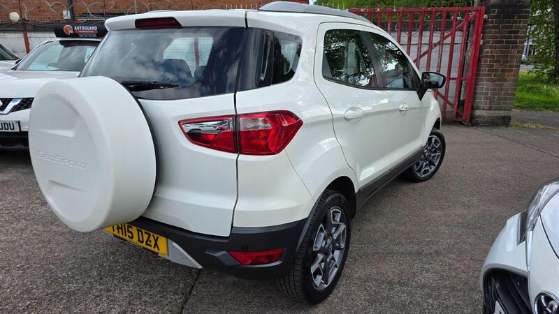 Ford Ecosport view 3