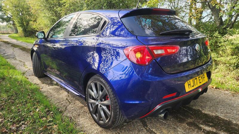 2017 Alfa Romeo Giulietta — photo 8