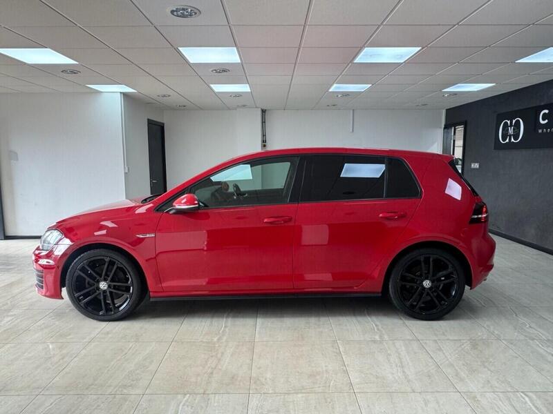 Volkswagen Golf view 6