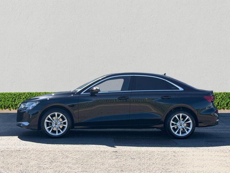 Audi A3 view 4