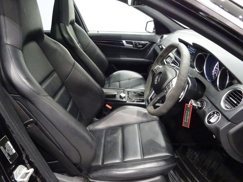 Mercedes-Benz C-Class view 82