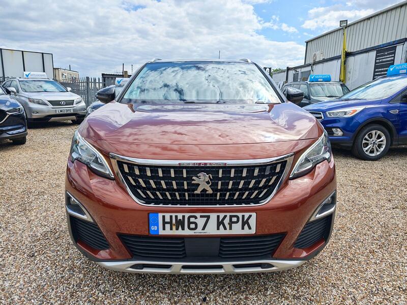 Peugeot 3008 view 5