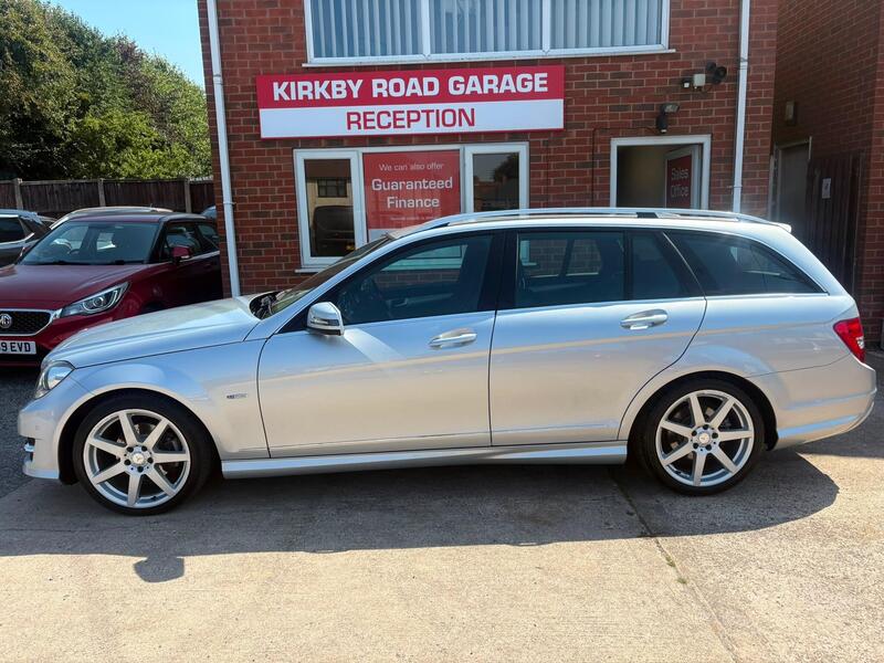 Mercedes-Benz C-Class view 5