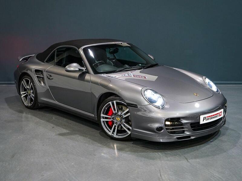 Porsche 911 view 7