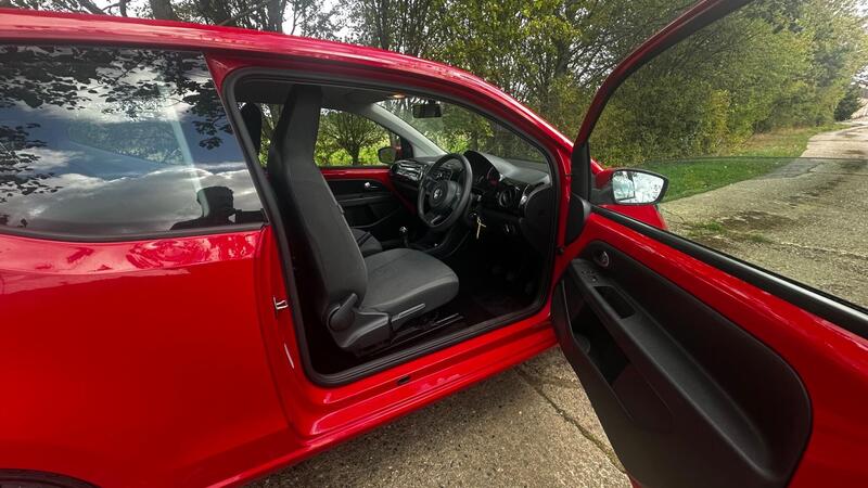 2013 Volkswagen up! — photo 6