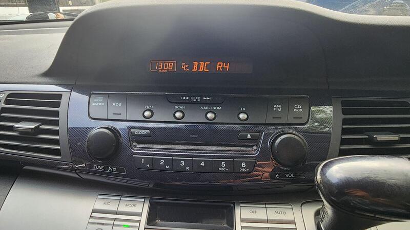2008 Honda FR-V — photo 22