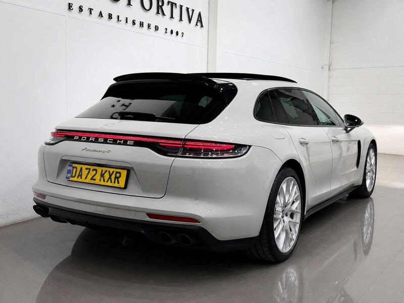 Porsche Panamera view 4