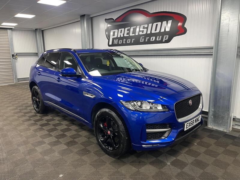 Jaguar F-Pace view 2