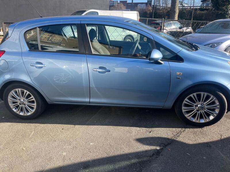 Vauxhall Corsa view 6