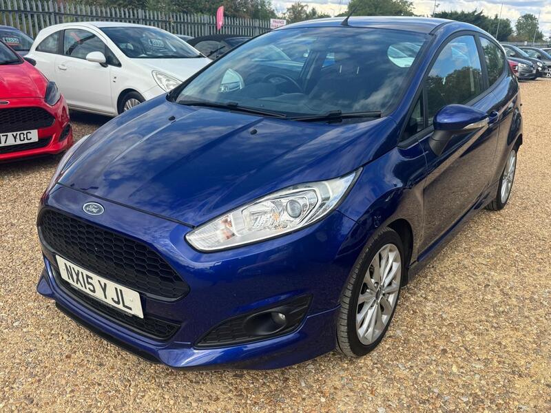 Ford Fiesta view 3