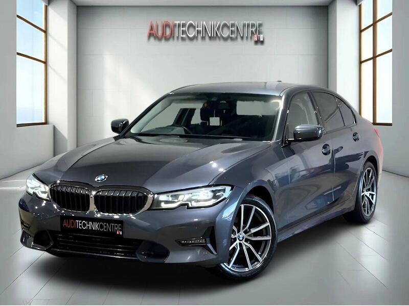 BMW 3 Series view 4