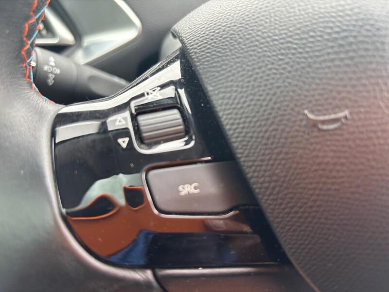 Peugeot 308 view 40