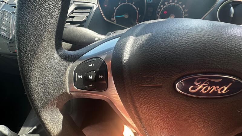 2014 Ford Fiesta — photo 10