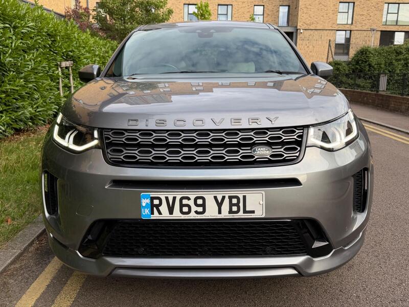 Land Rover Discovery Sport view 7
