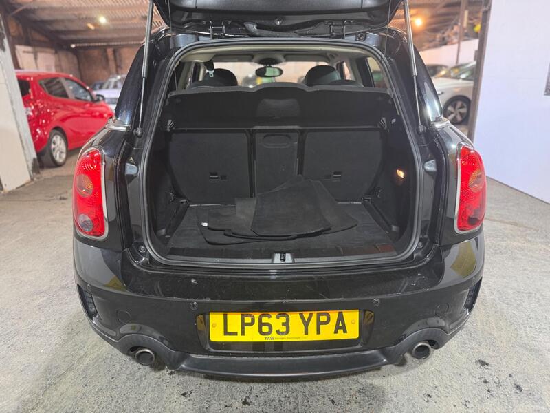 2013 MINI Countryman — photo 17