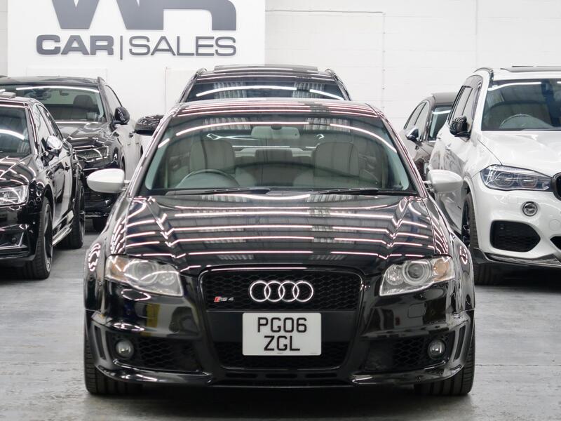 Audi RS4 view 2