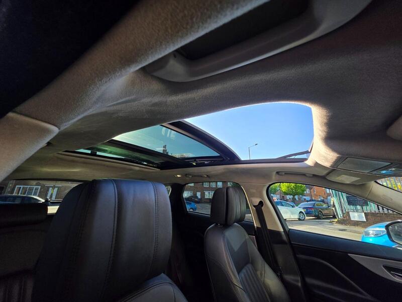 Jaguar F-Pace view 5