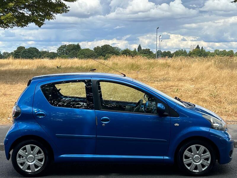 Toyota Aygo view 4