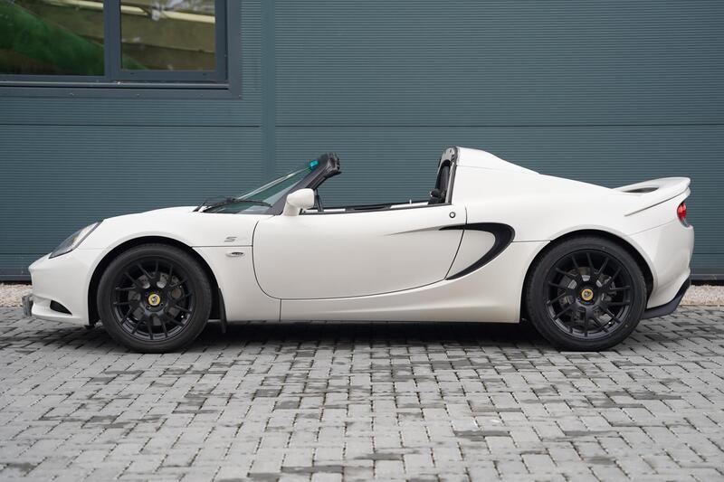 Lotus Elise view 6