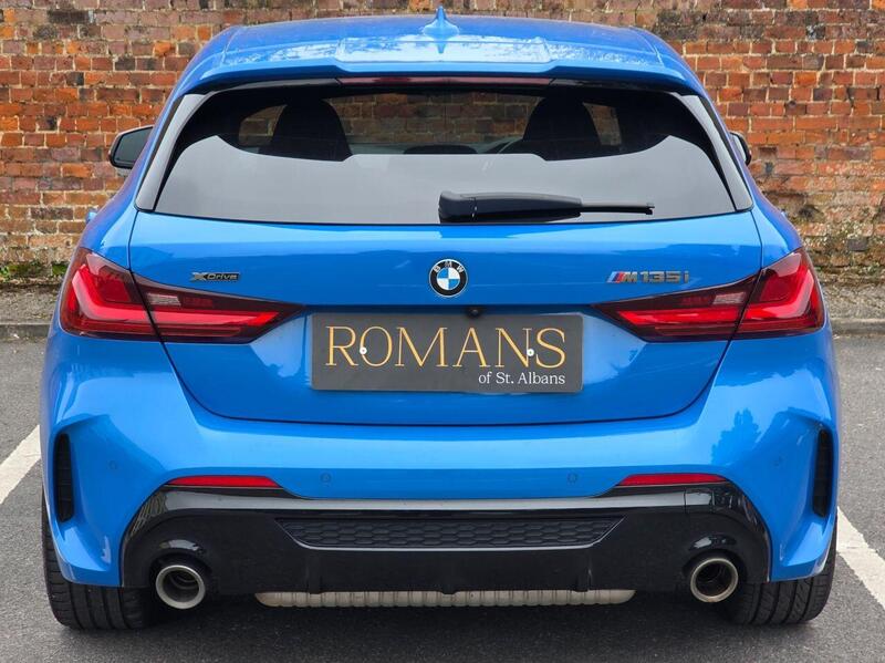 BMW 1 Series view 5