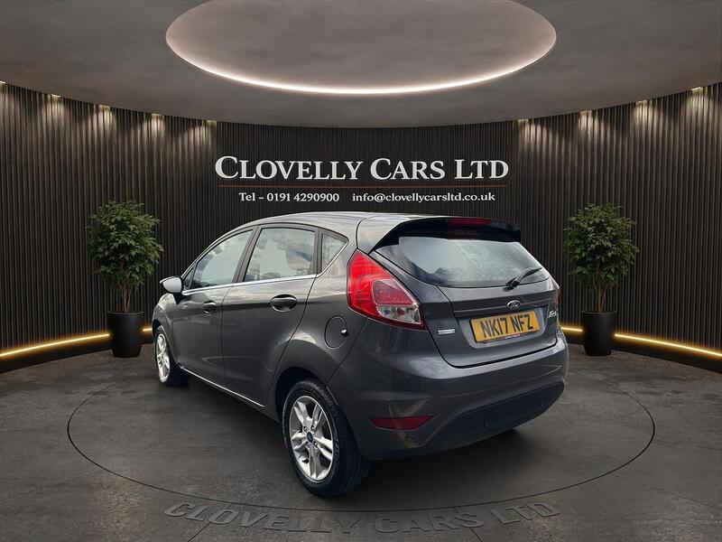 Ford Fiesta view 5