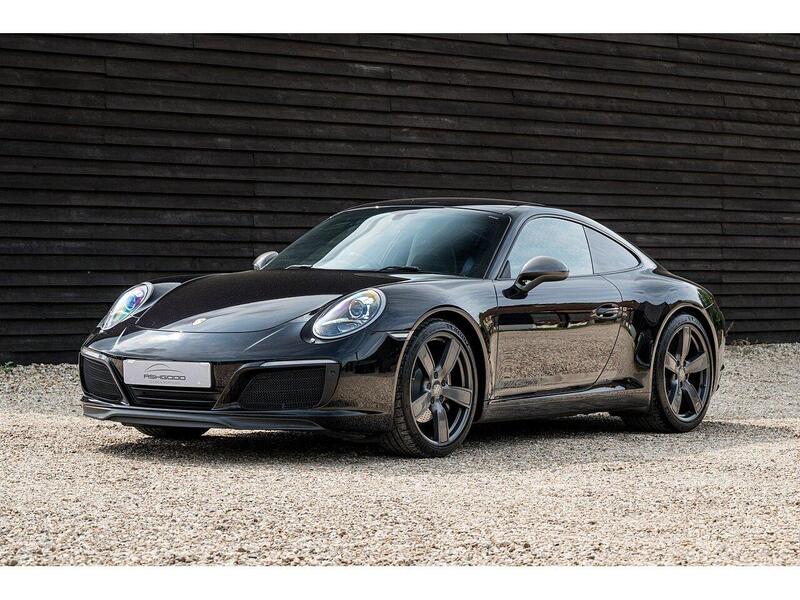 Porsche 911 view 4