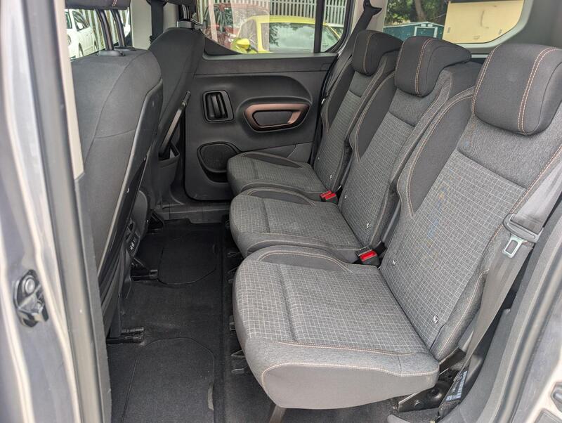 Peugeot Rifter view 6