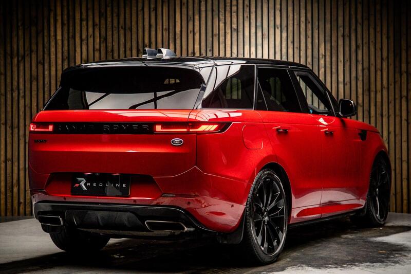 Land Rover Range Rover Sport view 4