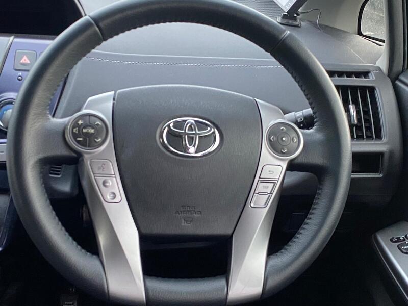 Toyota Prius+ view 23