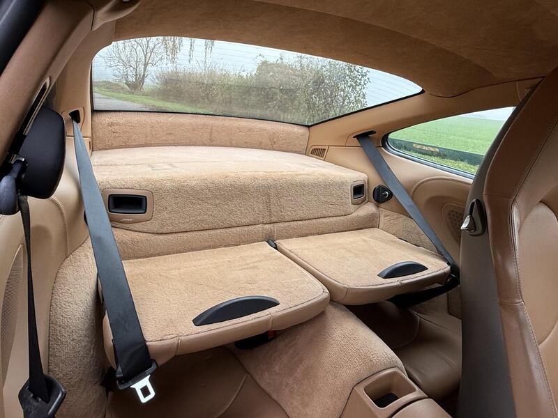 Porsche 911 view 52